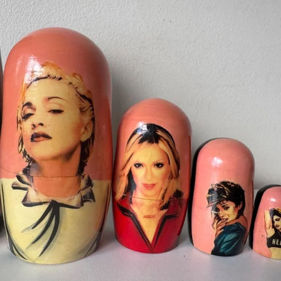 Artist Signed 2002 Madonna Russian Nesting Dolls Set of 5 Matryoshka Pop Art - Picture 7 of 12